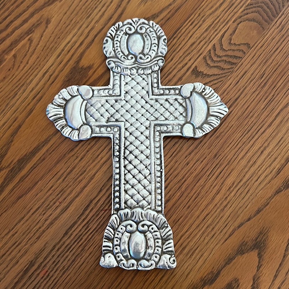 Aluminum cross a La carte